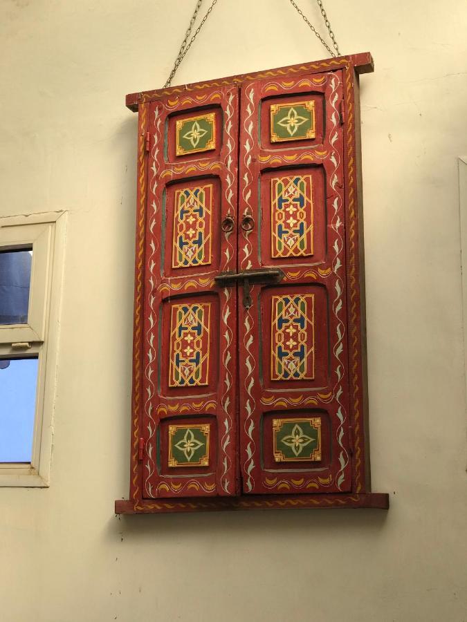 Maison Riad Traditionnel Idealement Situe A Marrakech Marrakesh Exterior photo
