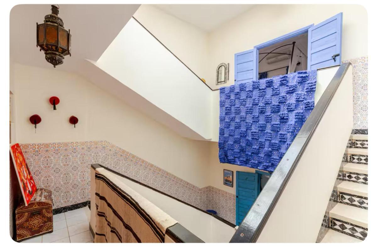 Maison Riad Traditionnel Idealement Situe A Marrakech Marrakesh Exterior photo